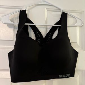 Victoria Sport Angel Max sports bra 34D black.